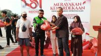 Bakti Sosial First Club
